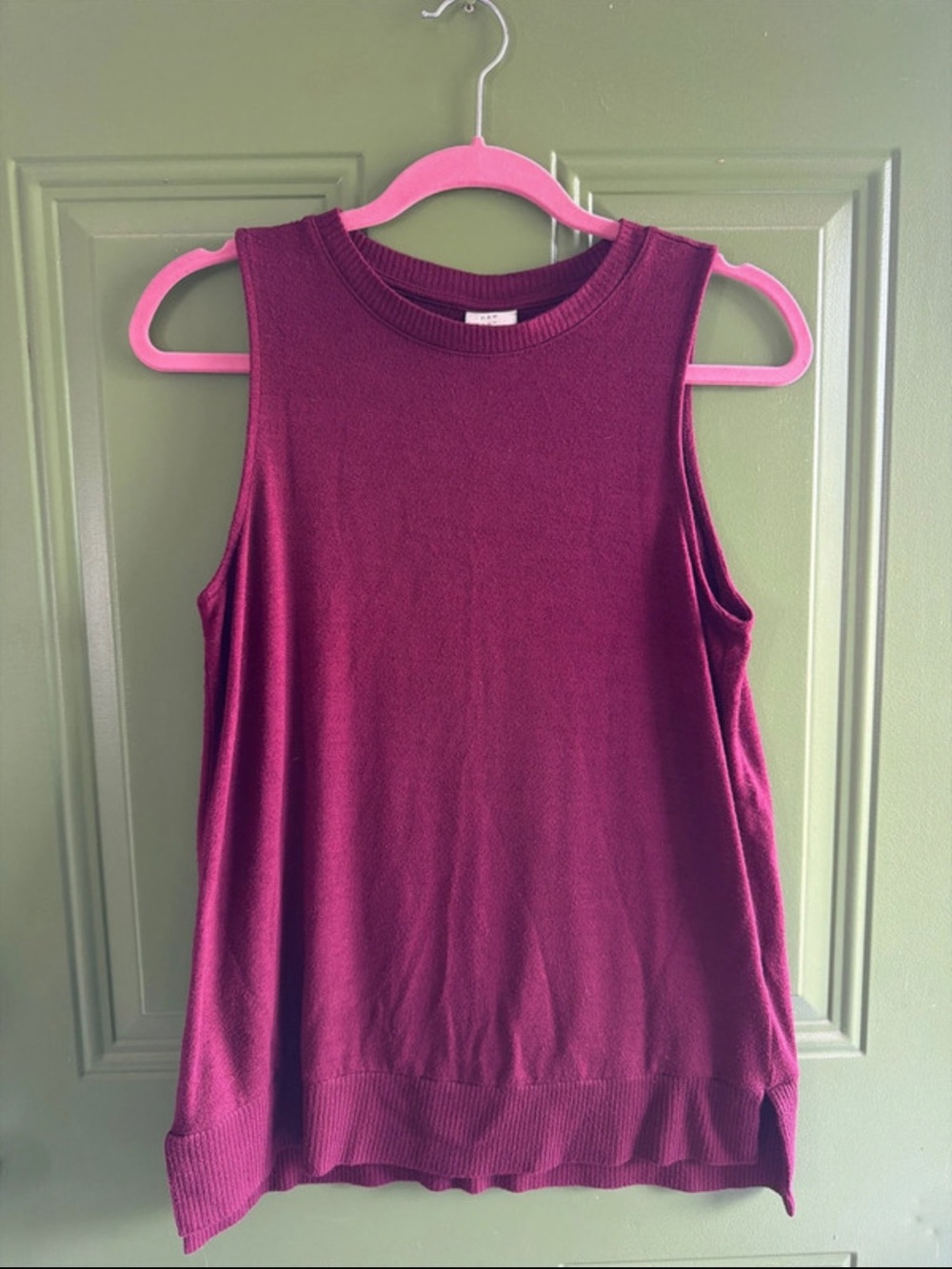 a new day Sleeveless Knit Tank Top in Burgundy